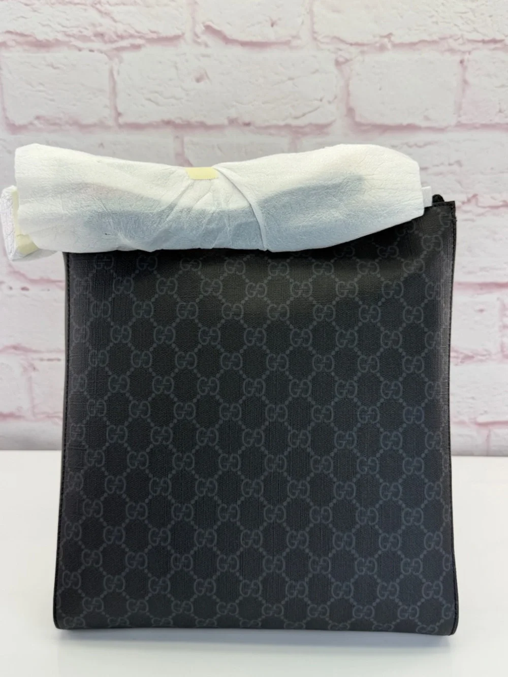 GUCCI Black GG Supreme Coated Canvas Flat Messenger Bag